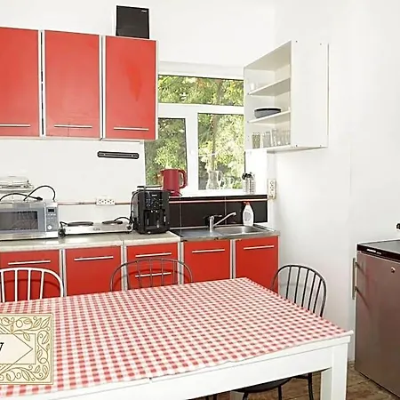 Apartment Sky - 2 Bedroom Bucharest